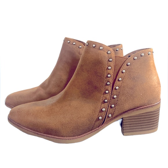NWT Red Clay Colored Booties by MIA *exempt from $3 & $5 sale* - Picture 1 of 3